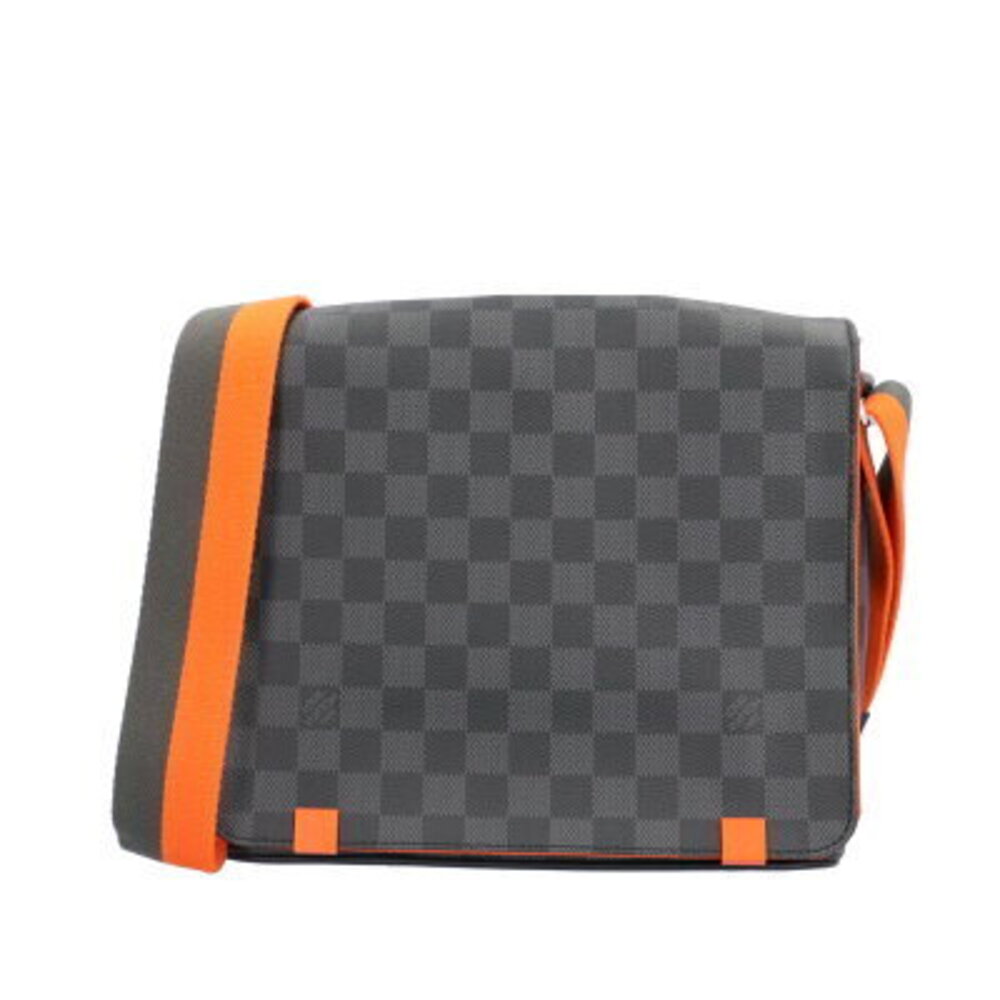 Louis Vuitton District NM Damier Graphite Black Shoulder Bag Canvas Black